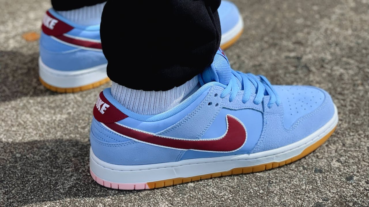 NEXT UP! Nike SB Dunk Low PHILLIES On Foot Review - YouTube
