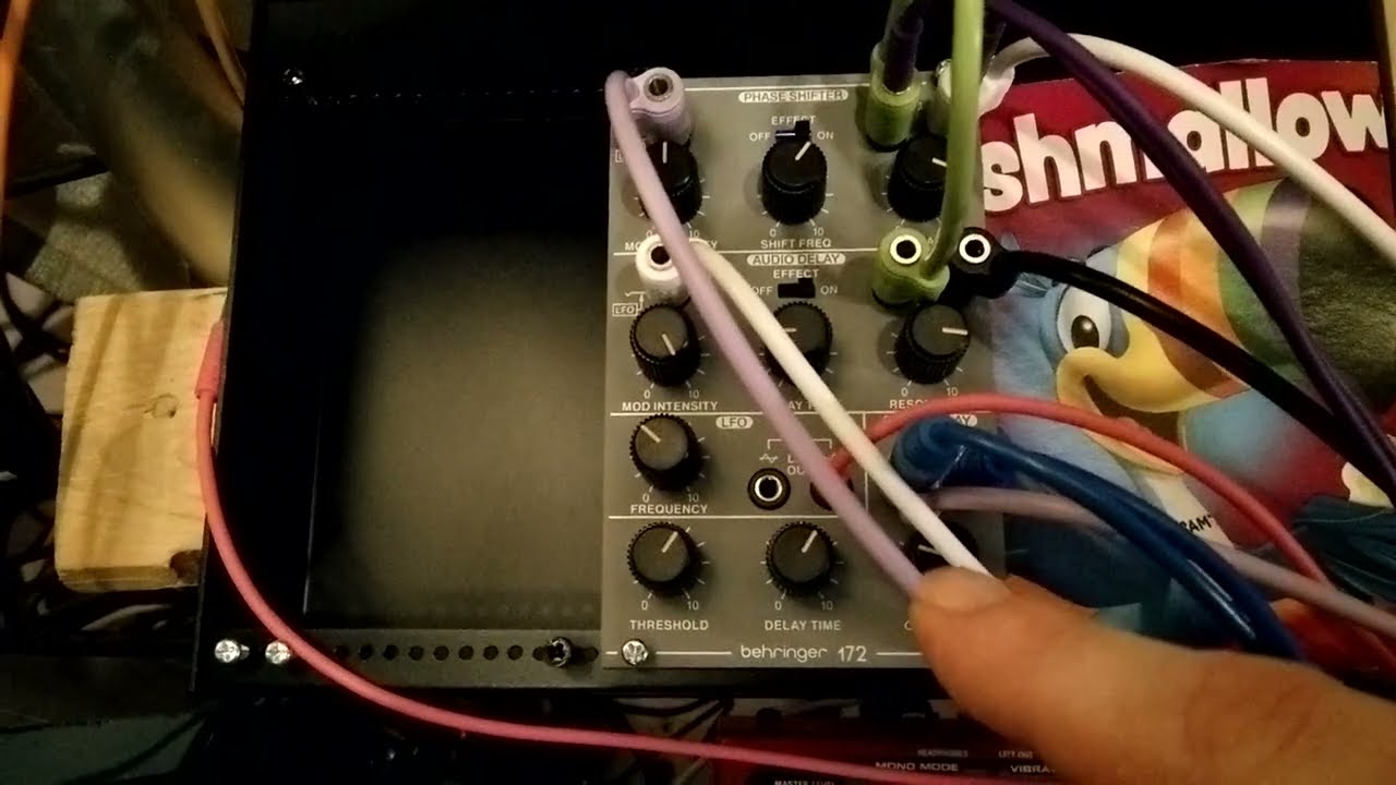 Behringer 172 Phase Shifter/Delay/Gate Delay - YouTube
