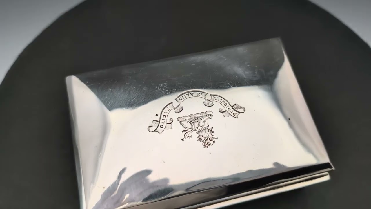 1913年 英国アンティーク 純銀製 シガレットボックス ウッドインナー