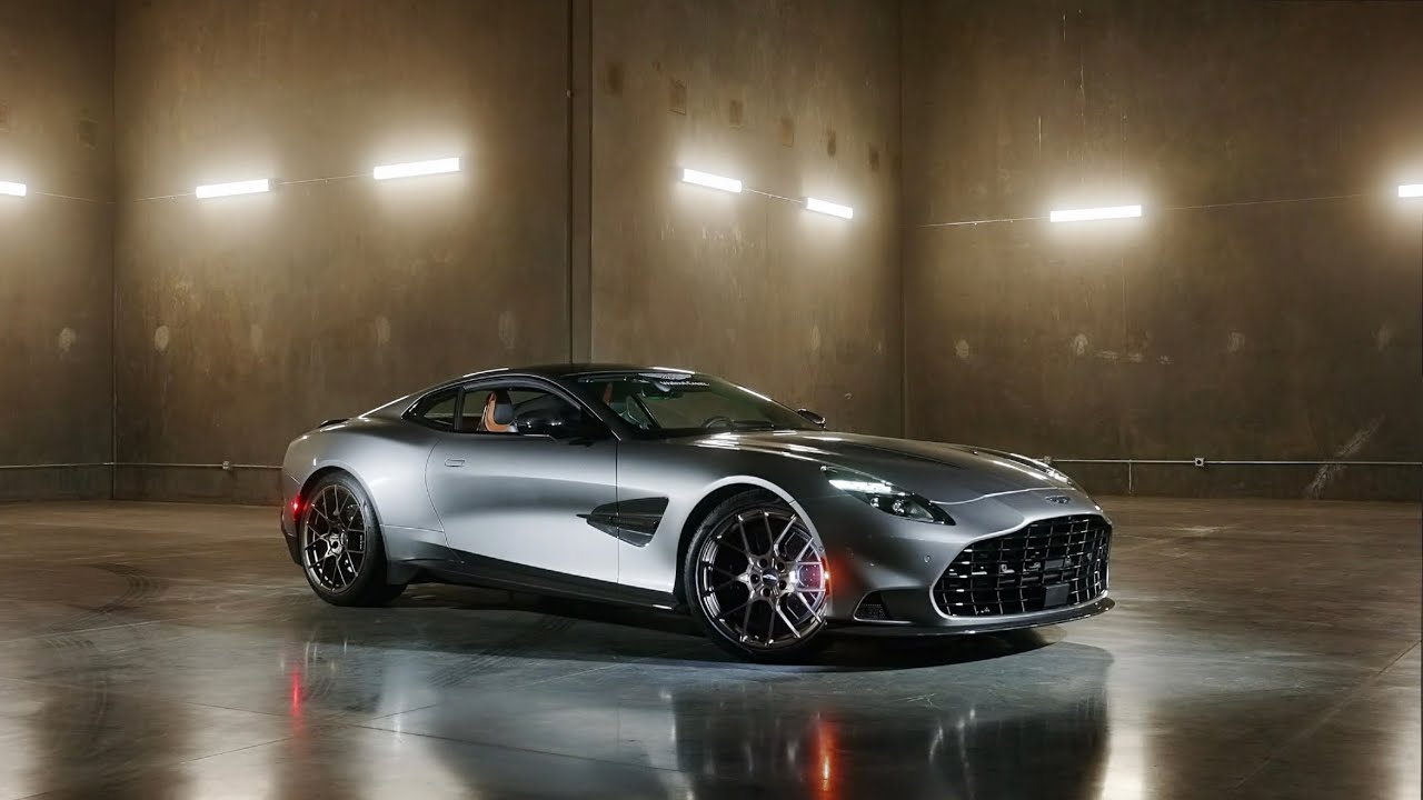 Aston Martin Vanquish - YouTube