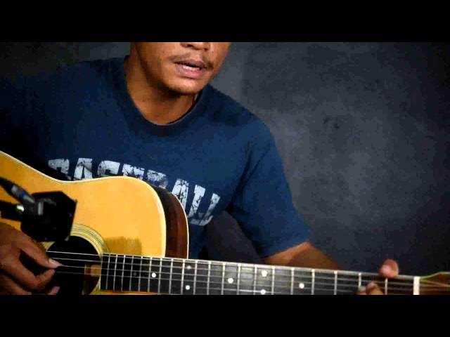 Morales LYRE BIRD M 18 - YouTube