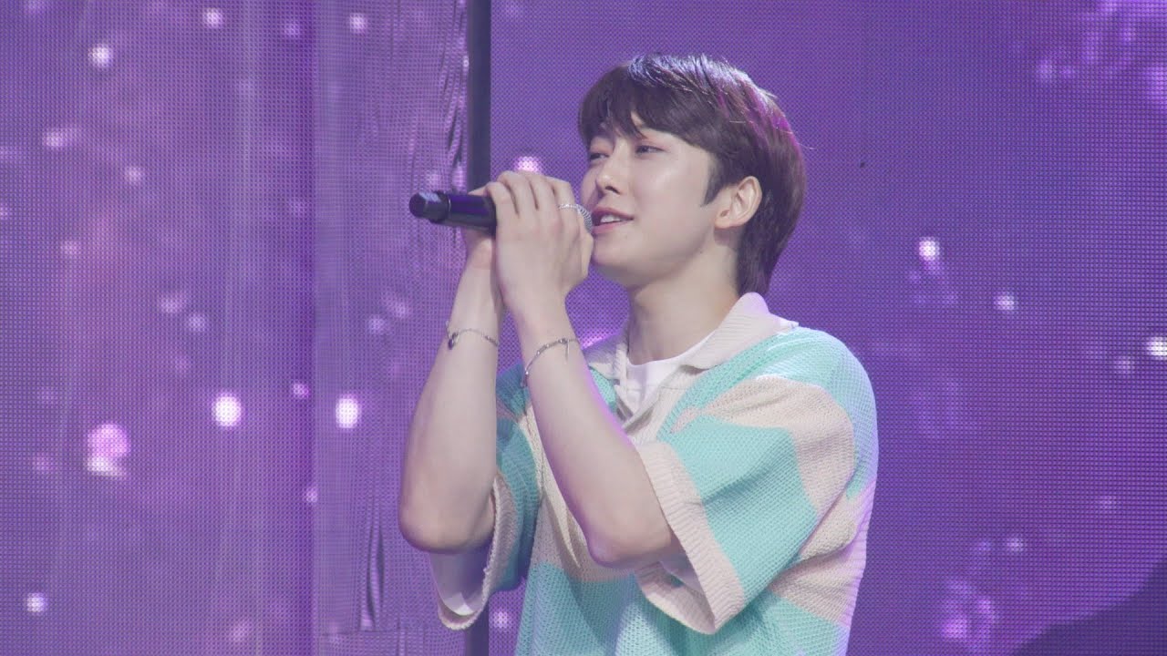 &AUDITION - The Howling - FUMA ver. - YouTube