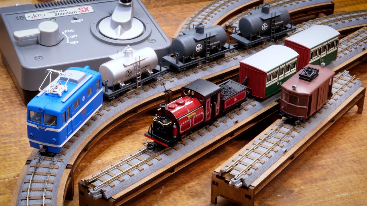 KATO 扇形機関庫を設置してみた！ / Nゲージ蒸気機関車 電動ターン