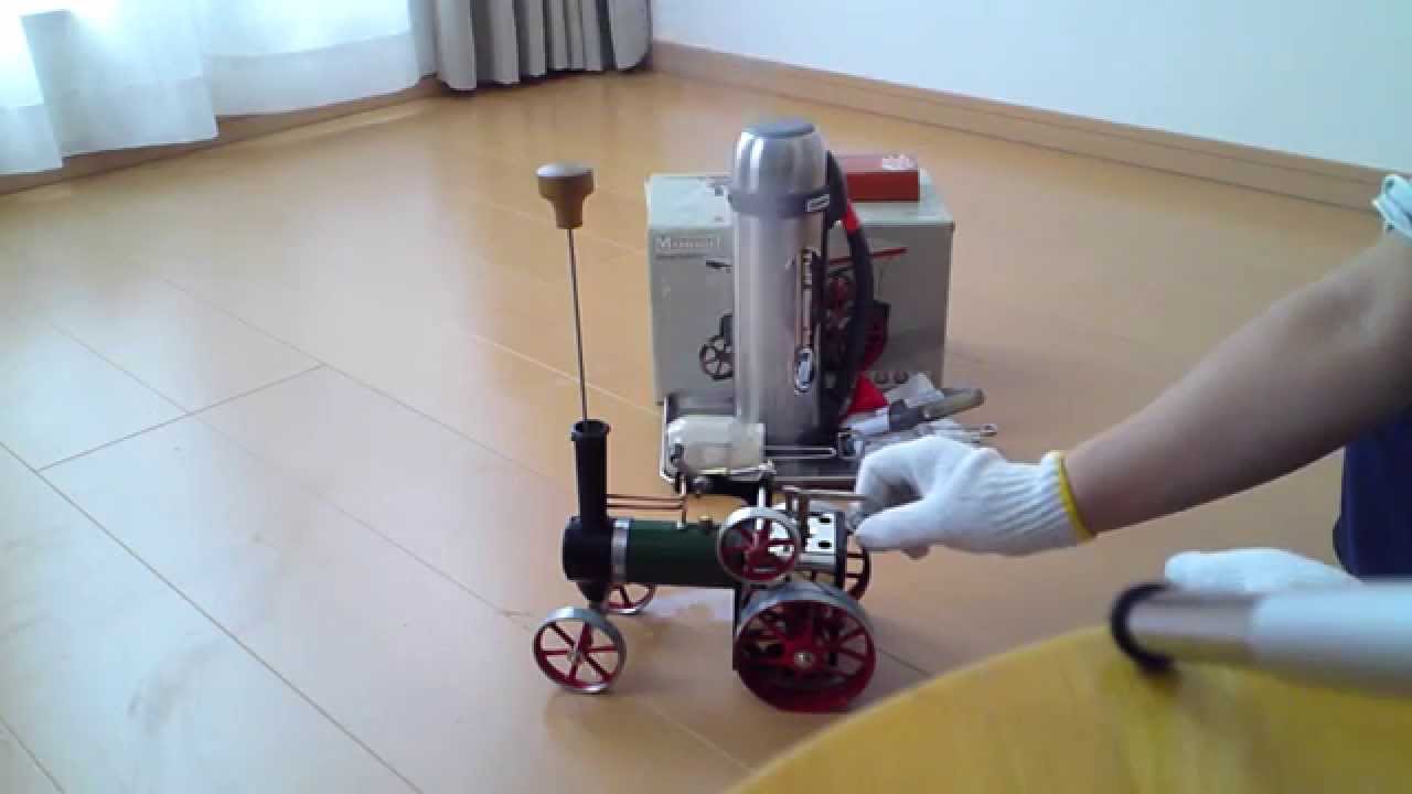 イギリス製 蒸気エンジントラクター模型（MAMOD STEAM TRACTOR）Made