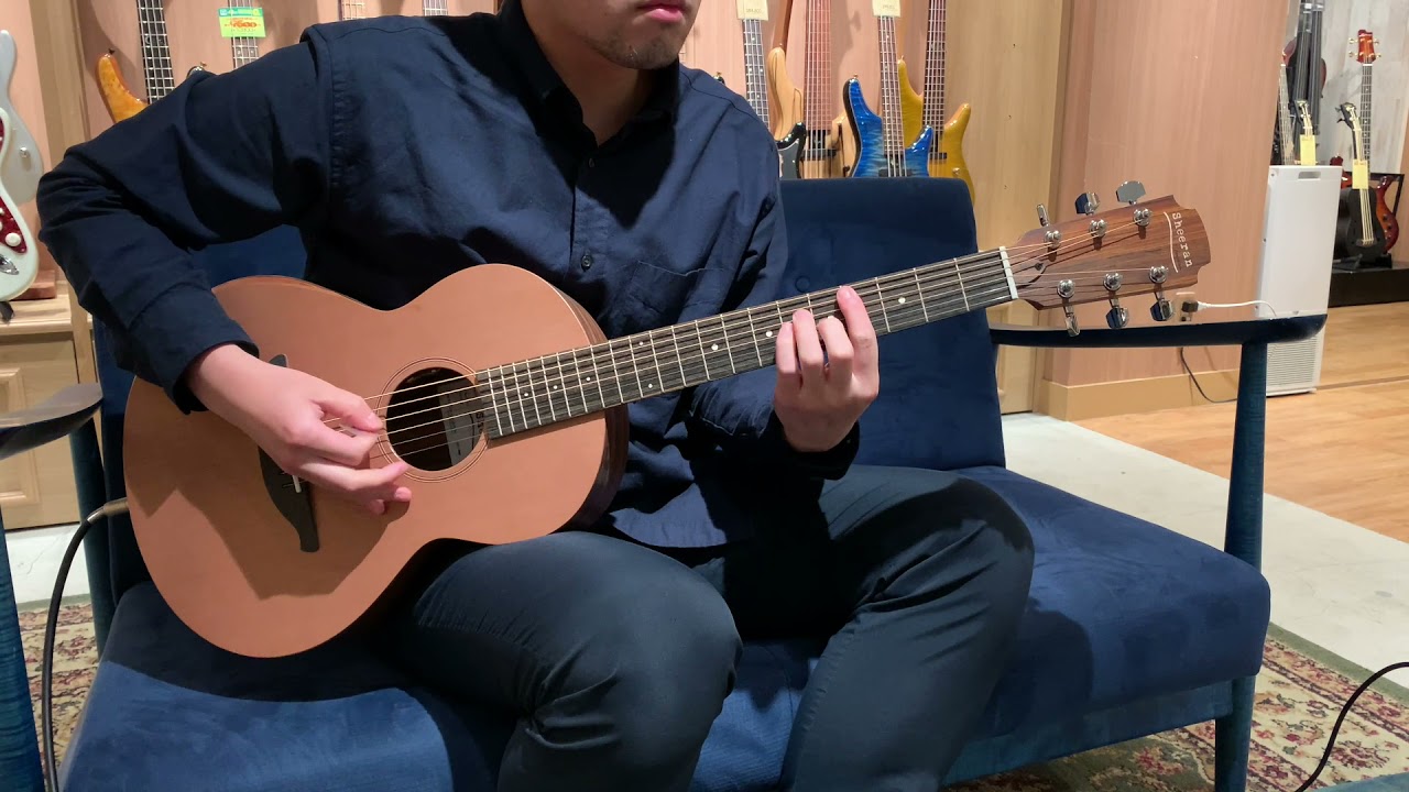 Sheeran by Lowden W-03 - YouTube