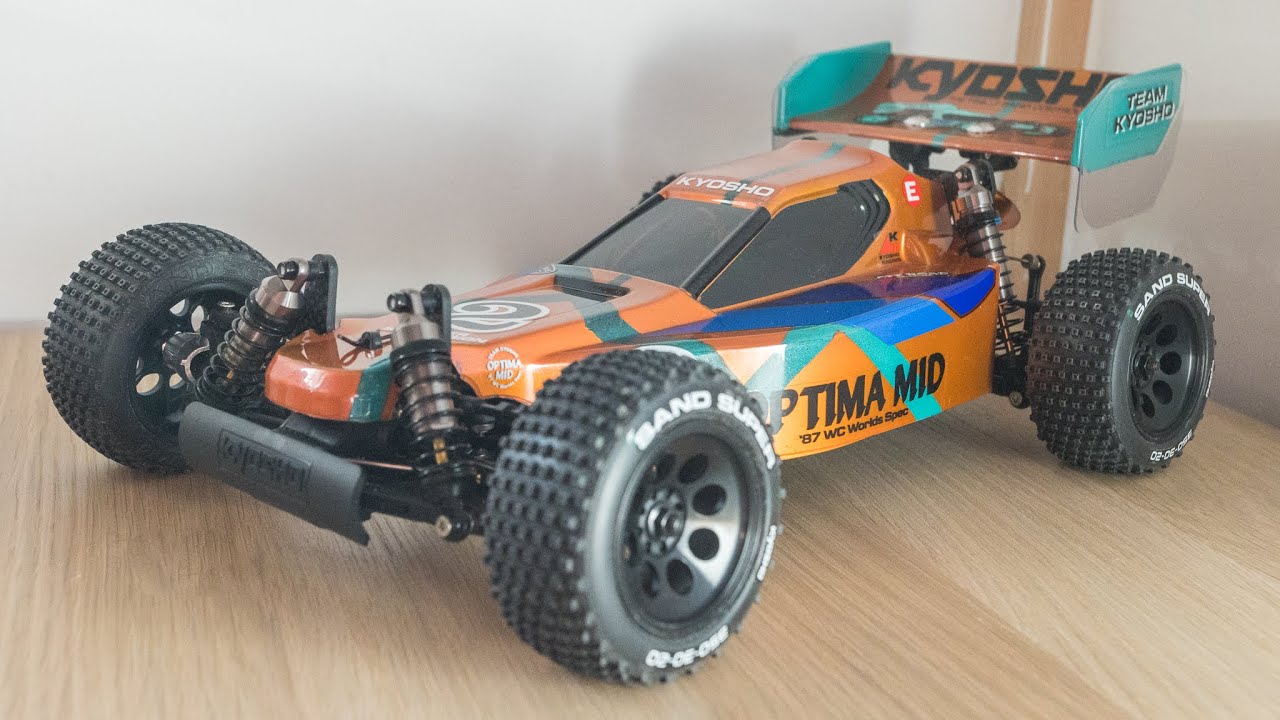 Kyosho Optima Mid 60th anniversary - build - YouTube