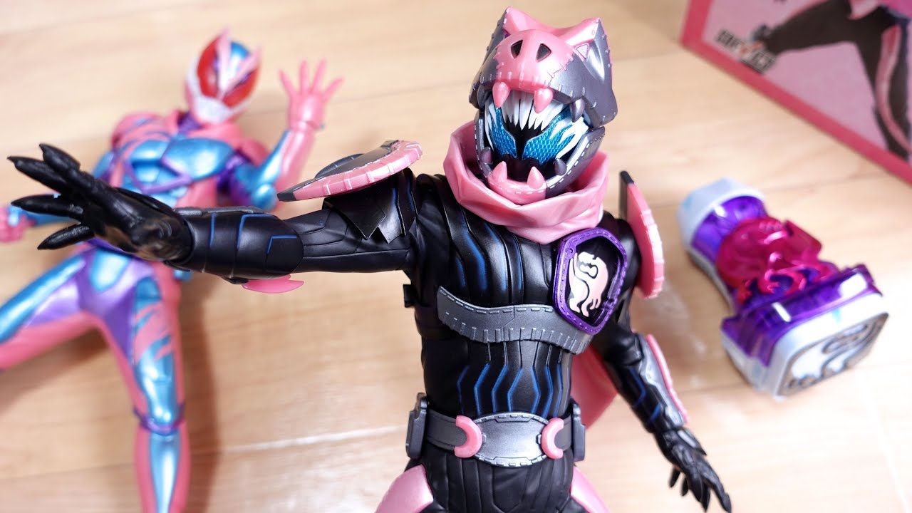 A Prize & Last Prize Vice Figure Comparison Review! Now you have