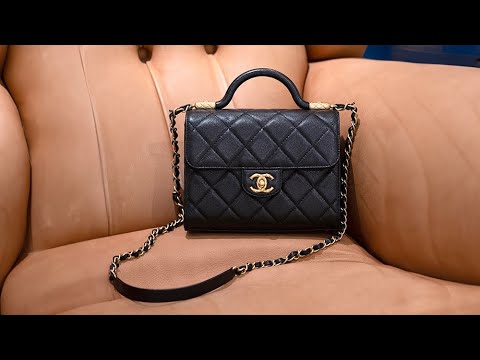 CHANEL トップハンドル ミニ フラップ バッグ - YouTube