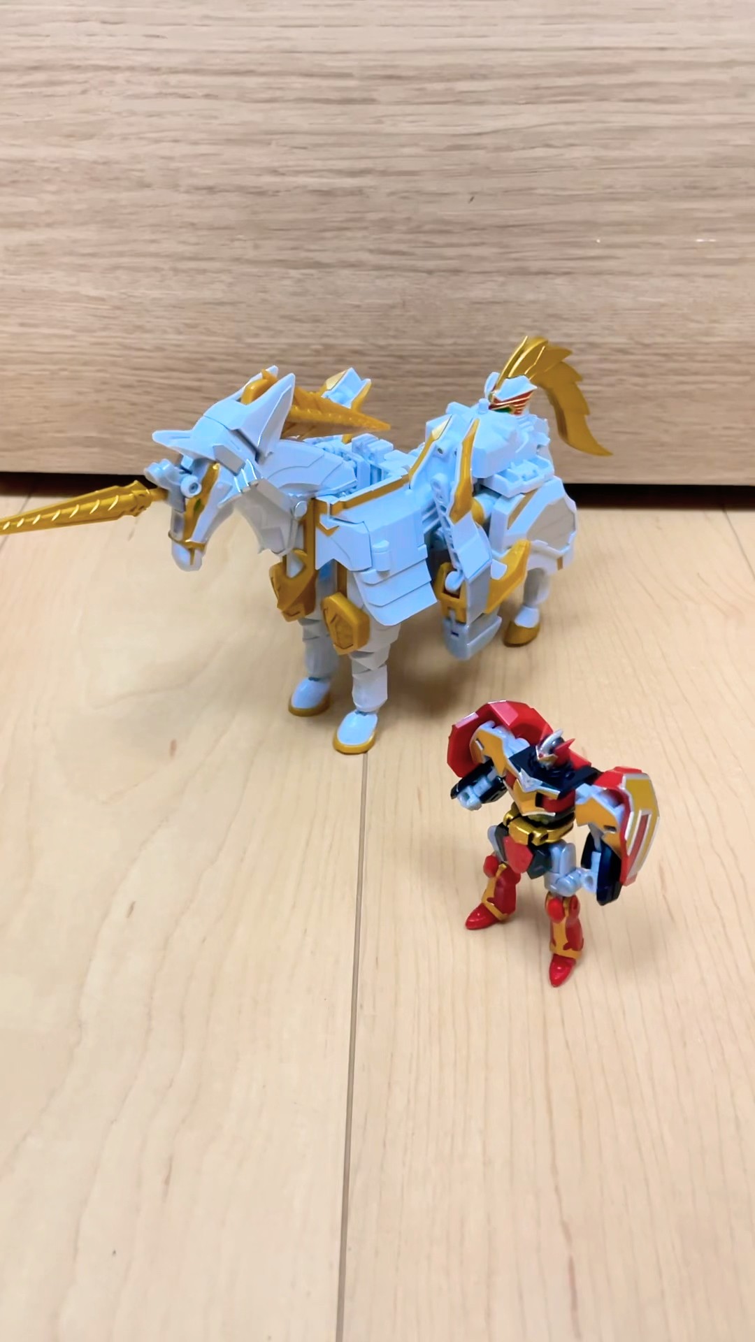 魔法戦隊マジレンジャー】SMPセイントカイザーで遊んでみた#toys