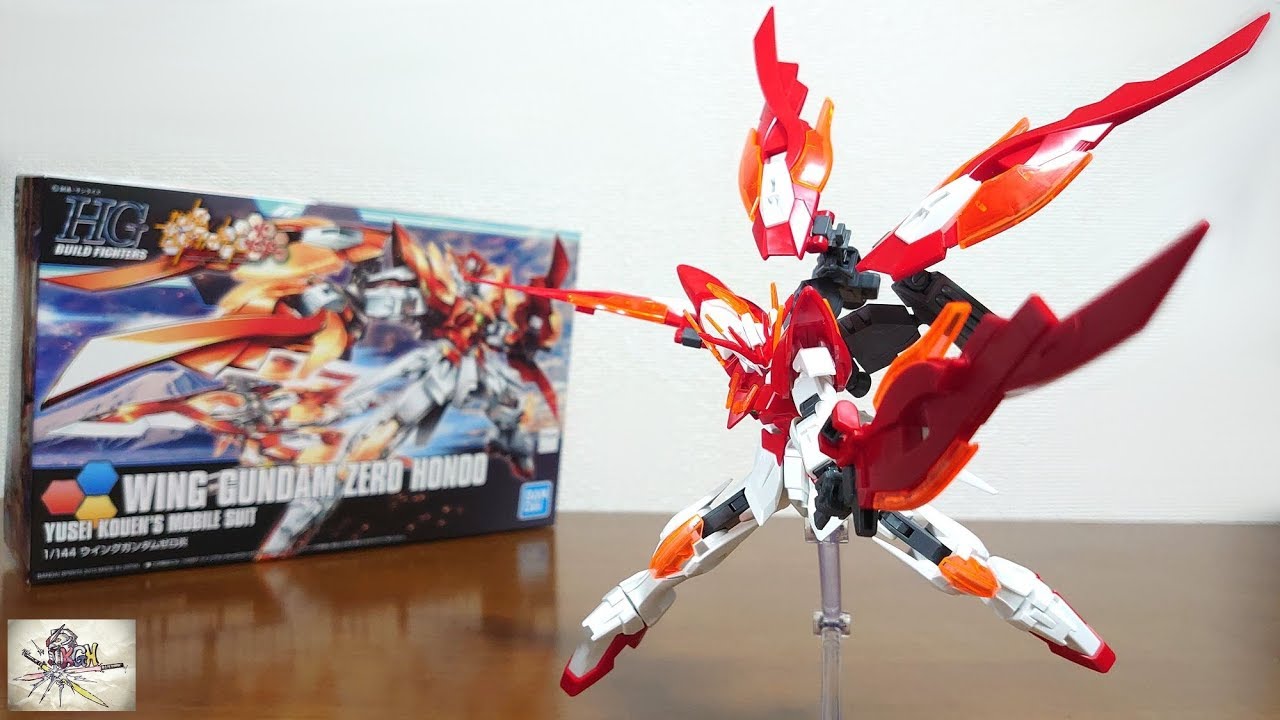 Wing Zero covered in flames! Equipped with a large sword! Almost