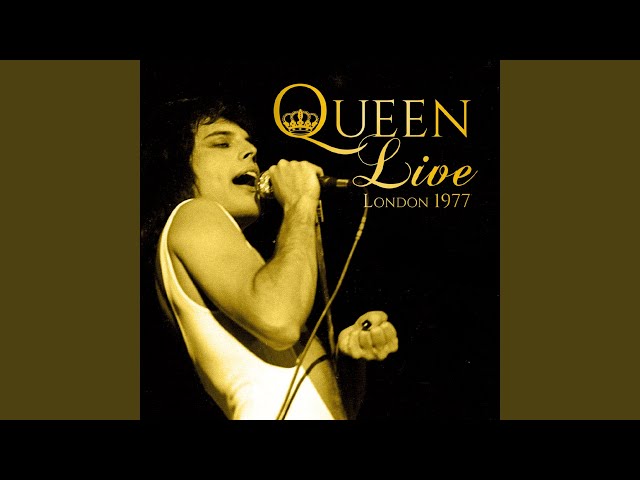 ボヘミアン・ラプソディ (Live) - YouTube