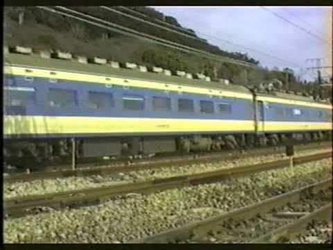 583系国鉄色 特急雷鳥 急行きたぐに - YouTube