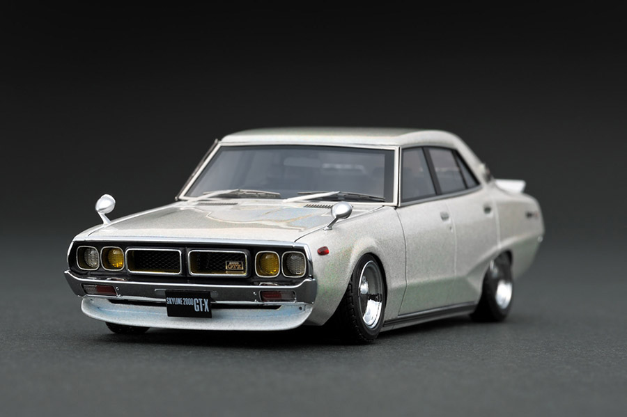 IG1575 1/43 Nissan Skyline 2000 GT-X (GC110) Metallic White/Purple