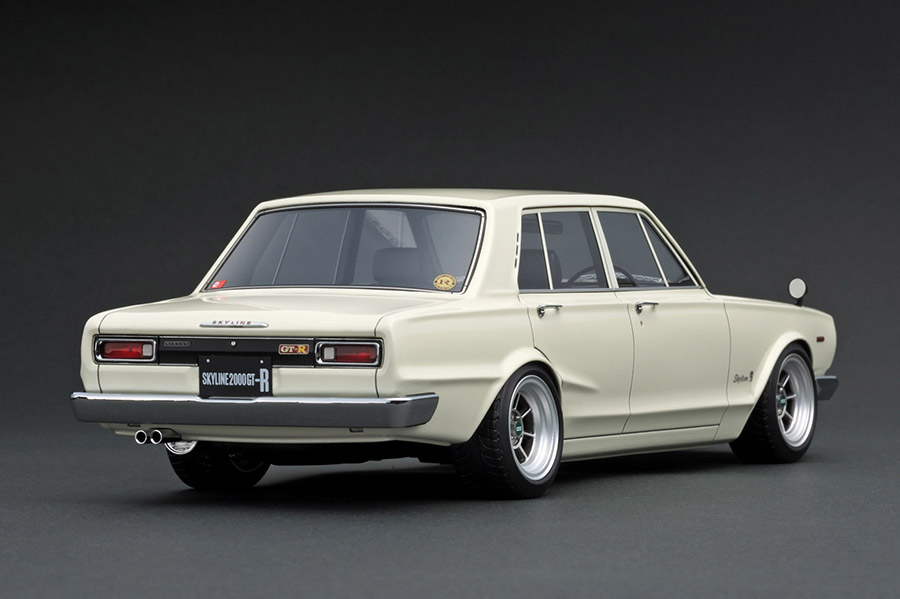 IG1784 1/18 Nissan Skyline 2000 GT-R (PGC10) White | LINE UP