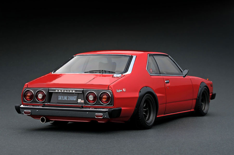 IG3467 1/18 Nissan Skyline 2000 GT-ES (C210) Red | LINE UP | [公式