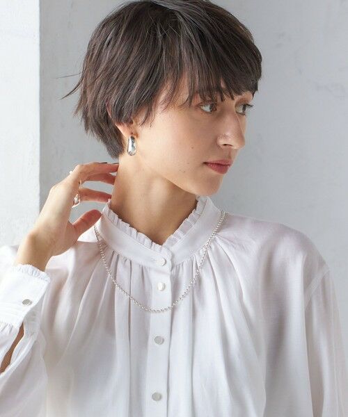 セール】 〈手洗い可能〉フリル ネック フロント ギャザー ブラウス