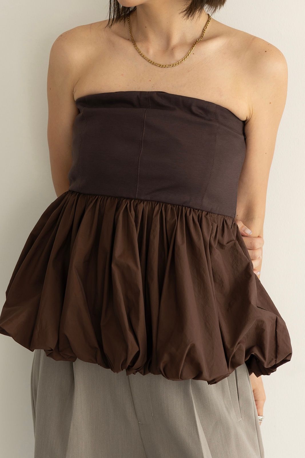 CAVEZA ROSSO - タフタバルーンベアトップ (ブラウン) | Sir online