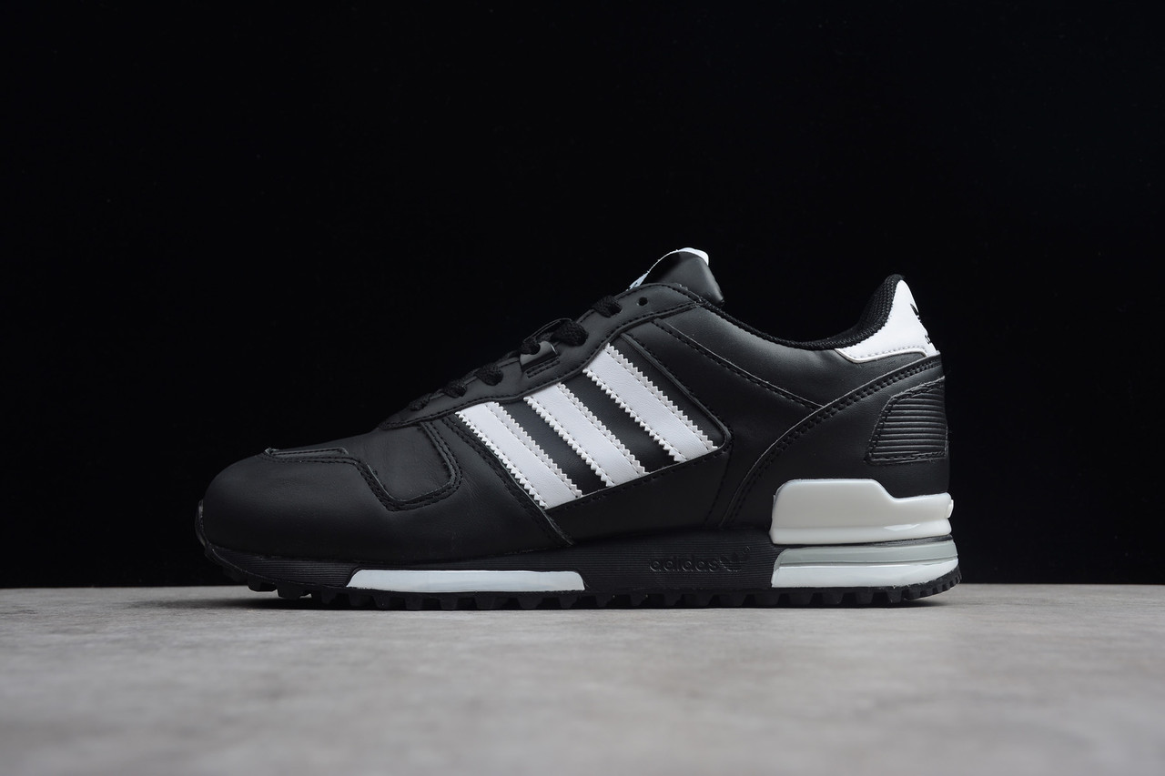 Купить Кроссовки мужские Adidas ZX 700 / ADM-3618 в