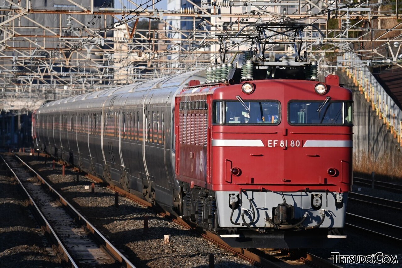 ついに東京を走る「旅客会社の電気機関車」が全滅 「ベテラン機関車