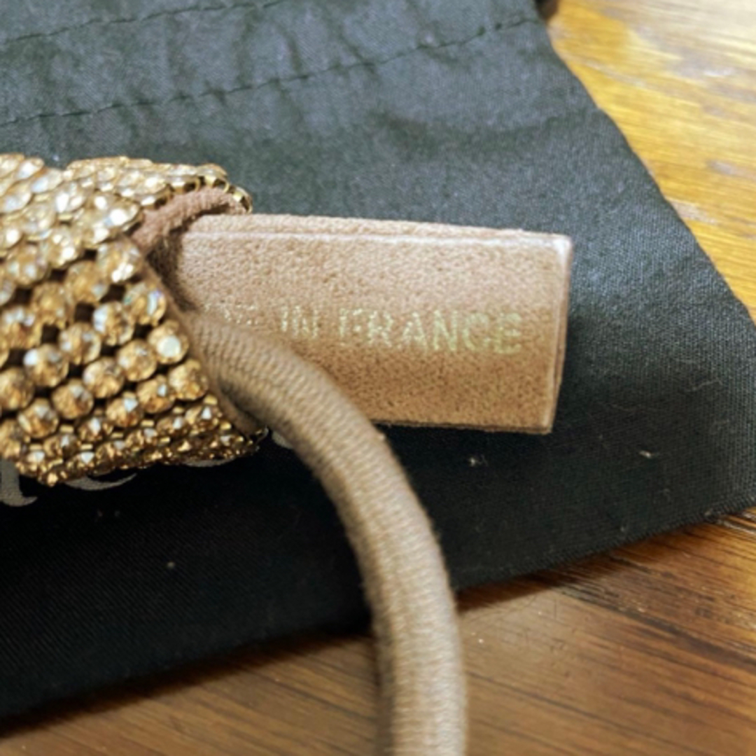 acca - アッカ ドレスポニー 6列 ベージュの通販 by usausa｜アッカ