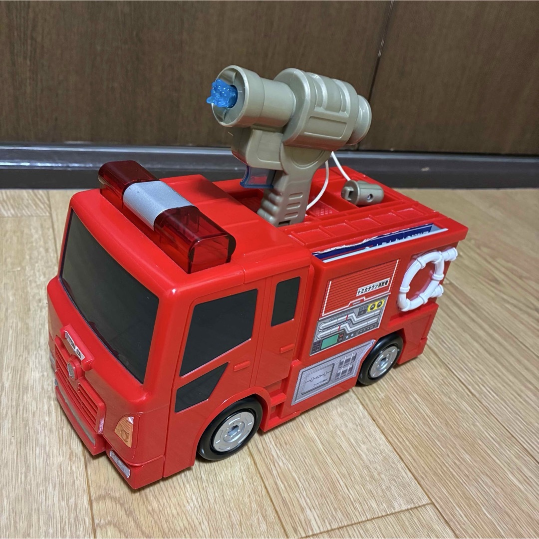 トミカシリーズ - トミカコース2種+消防車+トミカ運搬 まとめ売りの