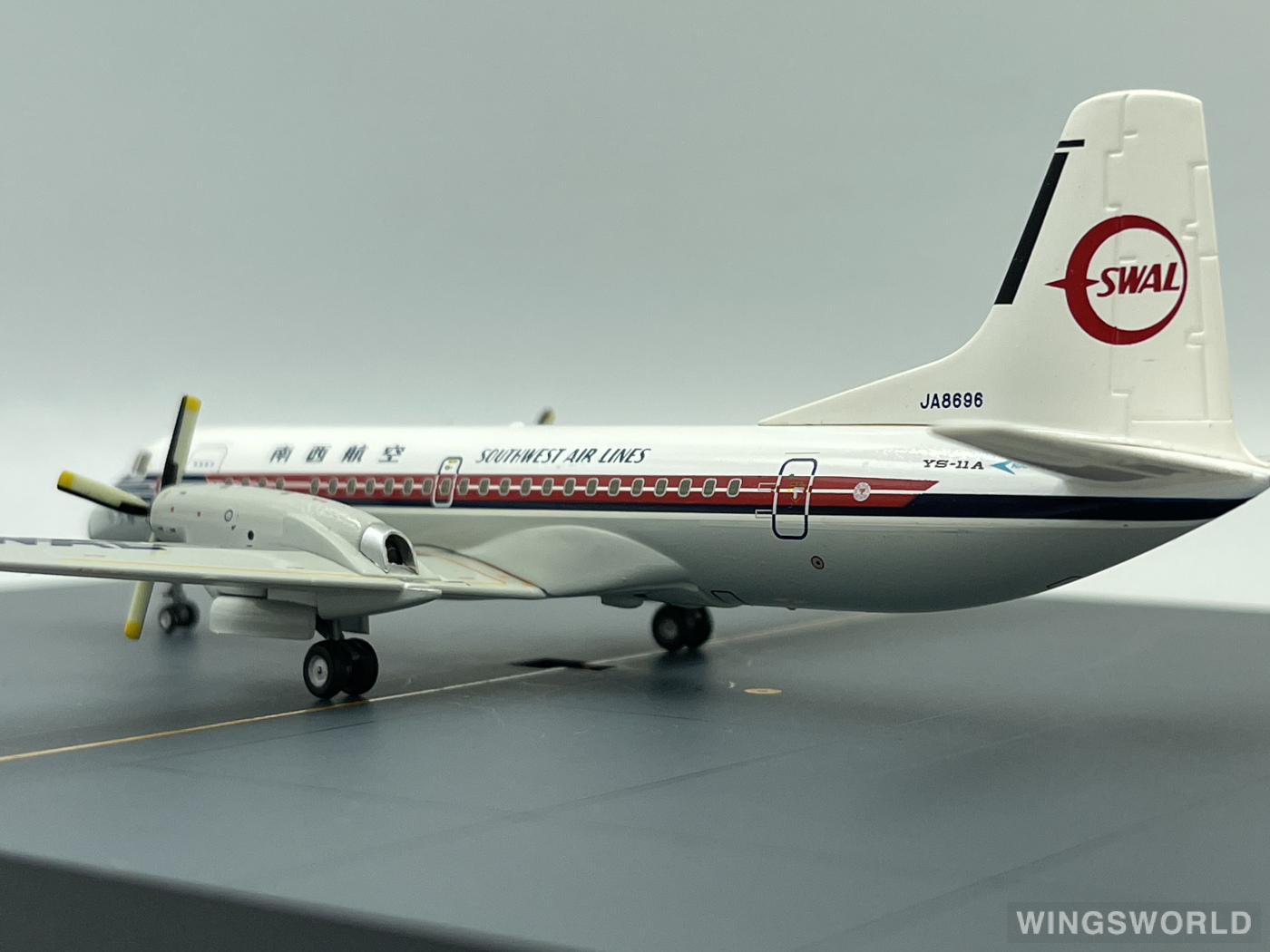 Hogan 1:200 NAMC YS-11 Southwest Air Lines 日本南西航空YS21130