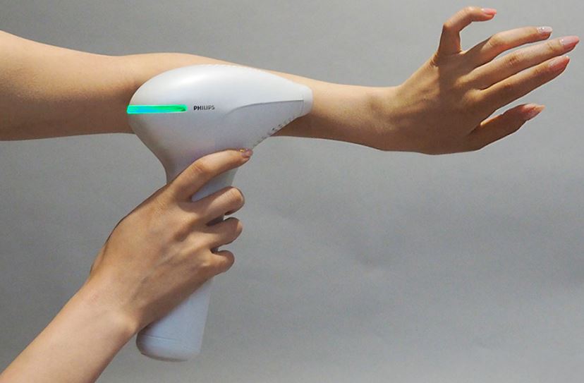 男性も気になる？ 人気のムダ毛ケア用美容器「ルメア」の最新モデルで