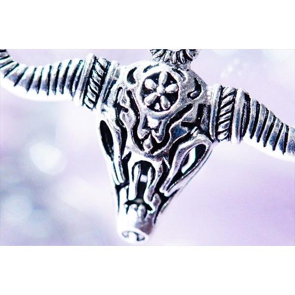 ダブルビッグホーン バッファロースカル(骨の水牛) フラワー(花)彫り