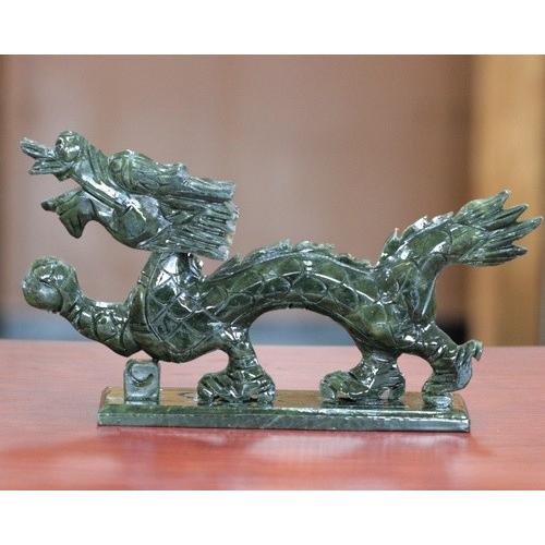 翡翠龍彫り置物｜翡翠 龍彫り 置物｜天然石 翡翠 龍｜龍置物｜翡翠 龍