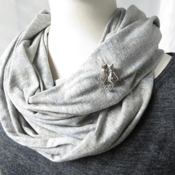 ブローチ 猫 ネコ シルバー925 SV925 金属アレルギー対応 人気