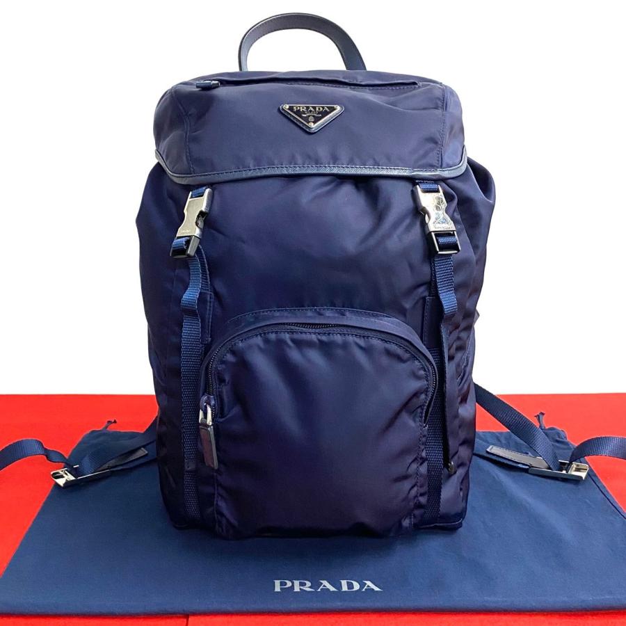 PRADA（プラダ） 極 美品 希少品 三角ロゴ 金具 サフィアーノ レザー