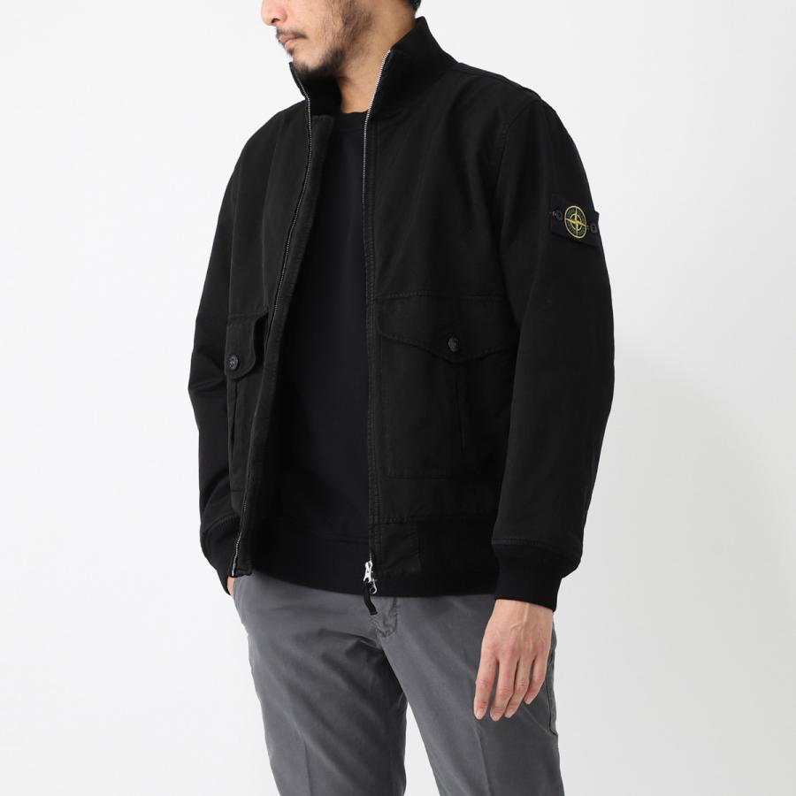STONE ISLAND（ストーン アイランド） 中綿入り ジップアップ ブルゾン