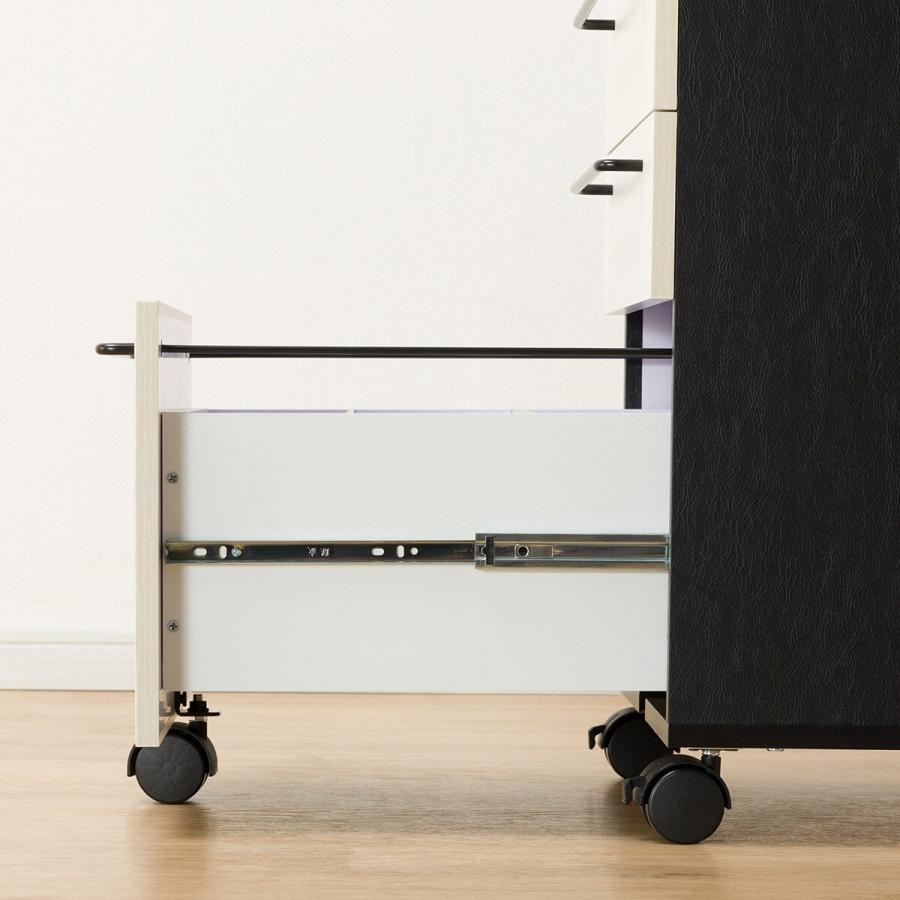 引取限定/3台/9000円//ニトリのデスクワゴン(サーヤ)ホワイト 3段