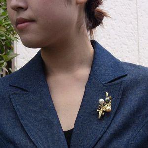 ブローチ 真珠 パール タヒチ黒蝶真珠 南洋白蝶真珠 ダイヤモンド 9.4