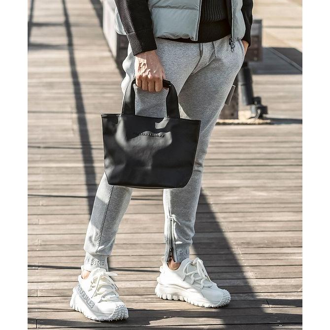 1PIU1UGUALE3 RELAX ウノピゥウノウグァーレトレ リラックス