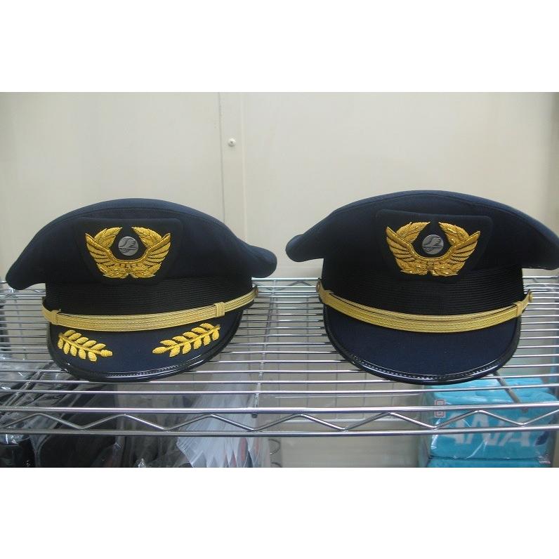 A-Typeパイロット制帽（A型・キャプテン用） ※画面左側 : パイロット