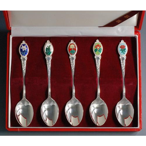 本七宝・誕生花スプーン5本入・銀製品・銀食器 : 銀食器・銀製器の老舗