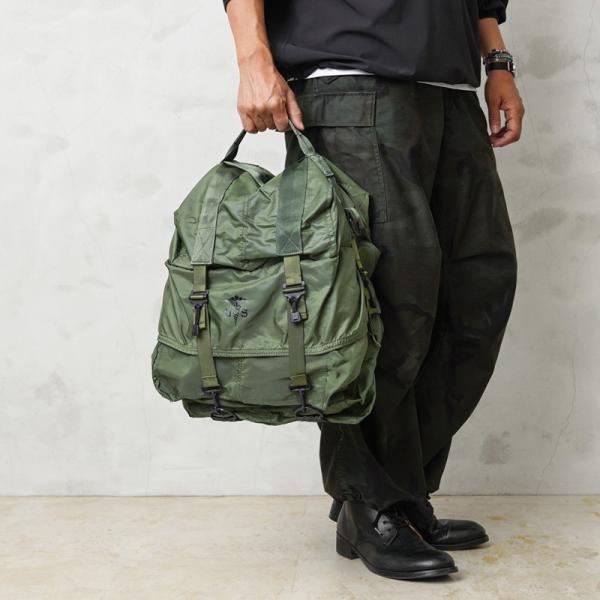 MILITARY（ミリタリー） 実物 新品 デッドストック 米軍 M17 MEDICAL