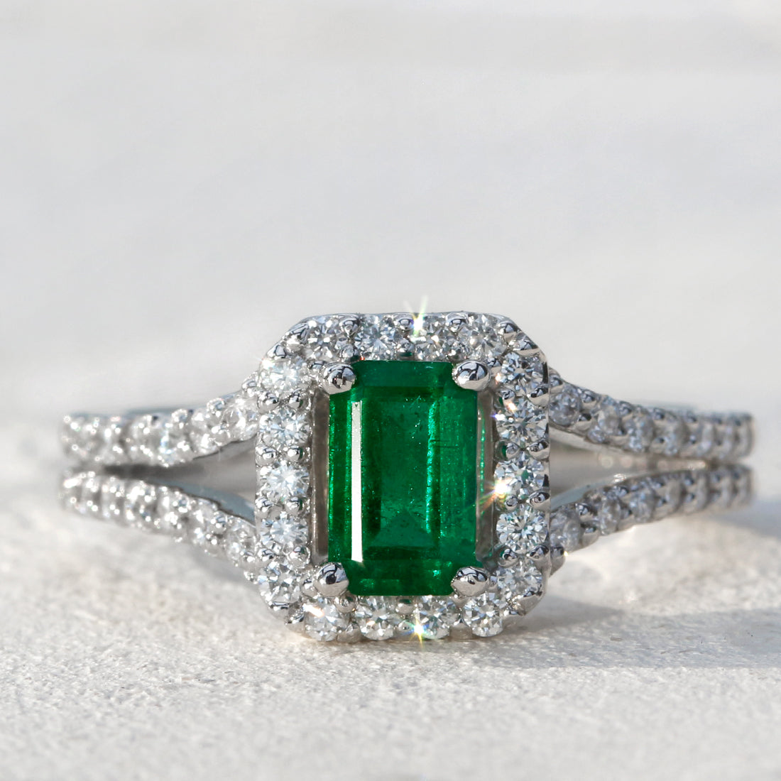 Etincelle -エタンセル- スクエア エメラルドリング PT – JaMais Jewelry