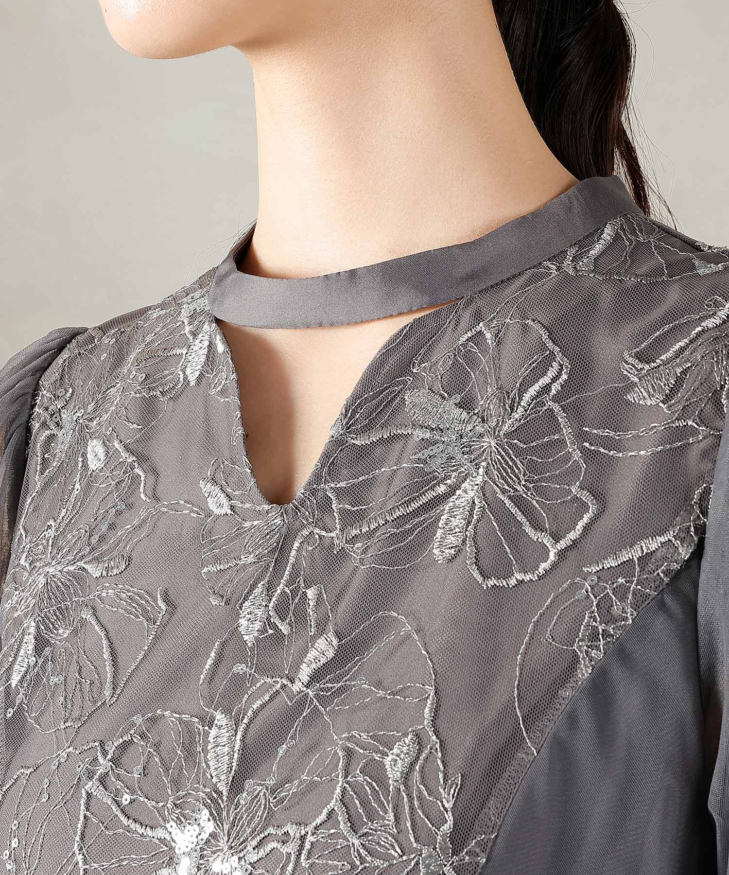 スパンコールレース Aライン チュールワンピース