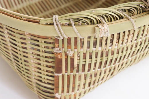 宮城 篠竹と桜のかご (丸-深-中)