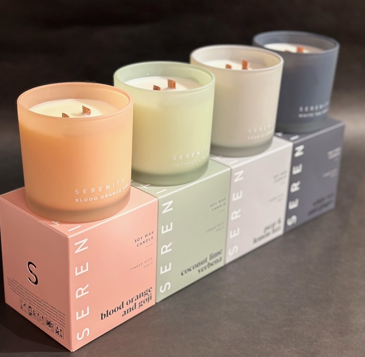 Свічка у скляному свічнику з керамічним диском Blood orange and Goji