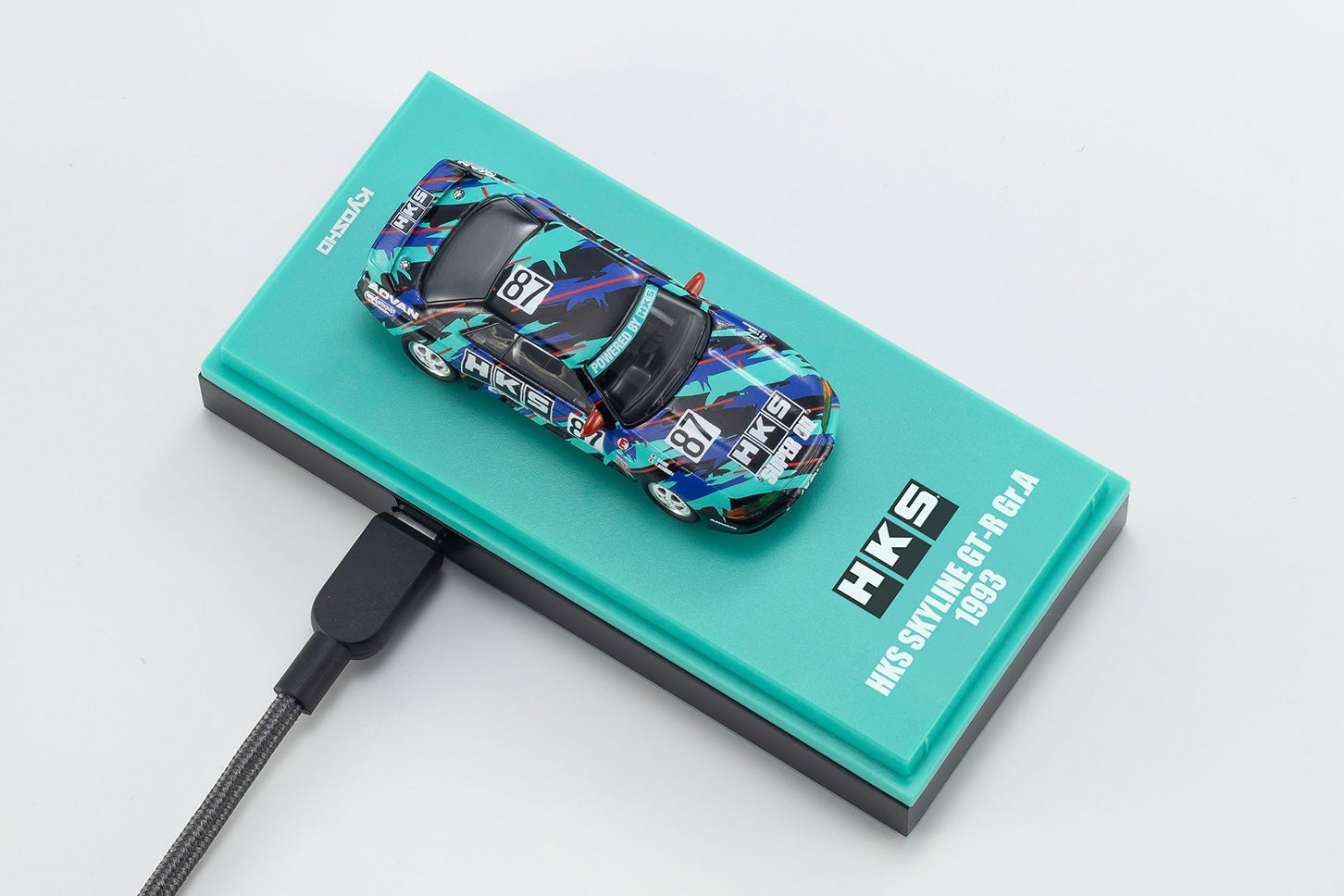 ファミマで買えるミニカーに「HKS スカイラインGT-R」が登場！ 京商