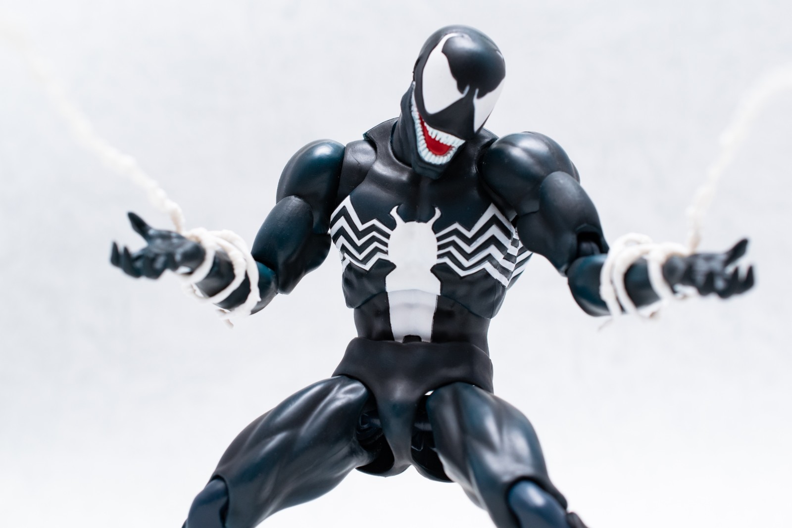 レビュー】MAFEX ヴェノム(COMIC ver.) : 関節フィギュア庫