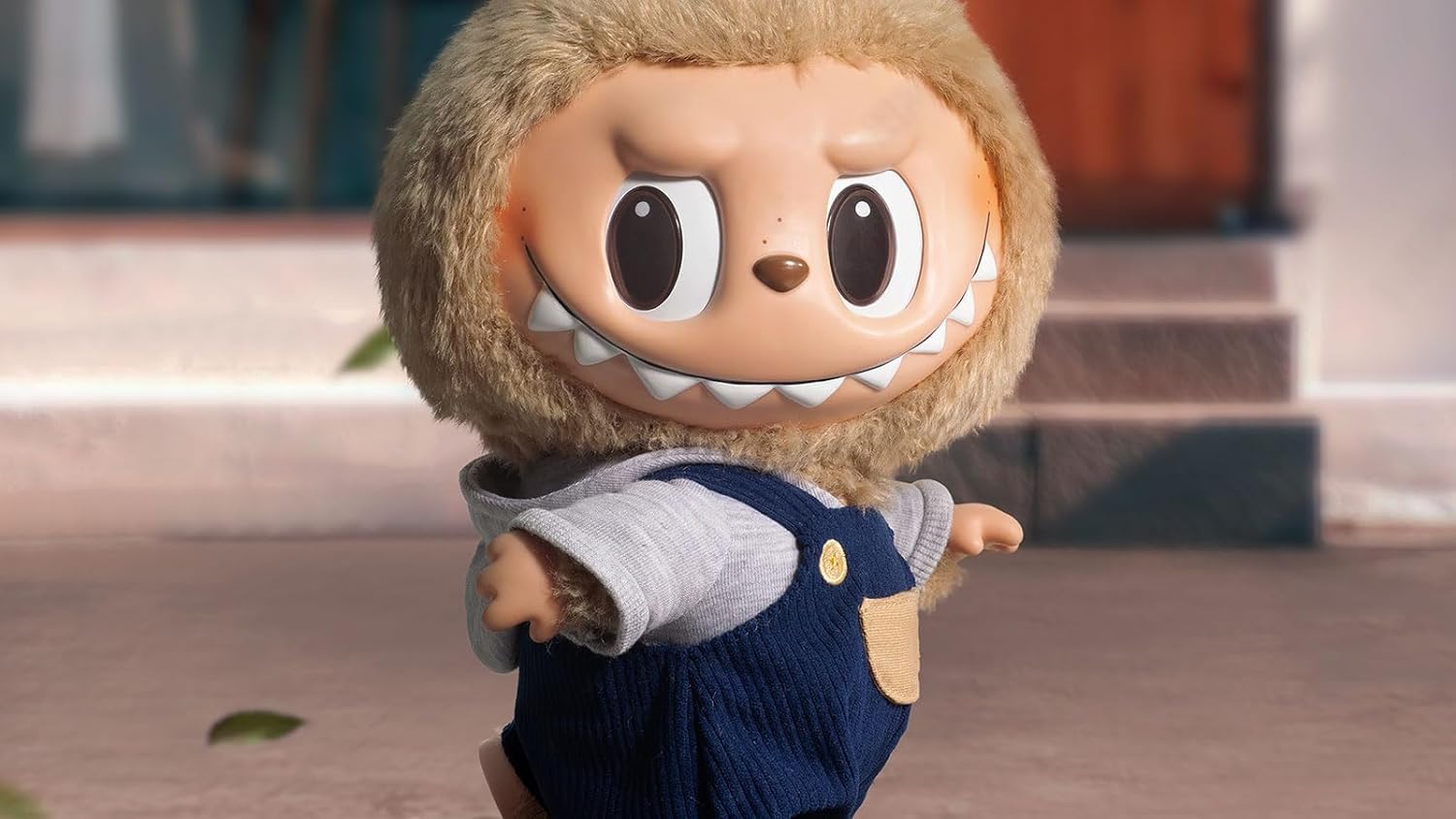 Amazon.co.jp: POP MART LABUBU TIME TO CHILL ぬいぐるみ : おもちゃ