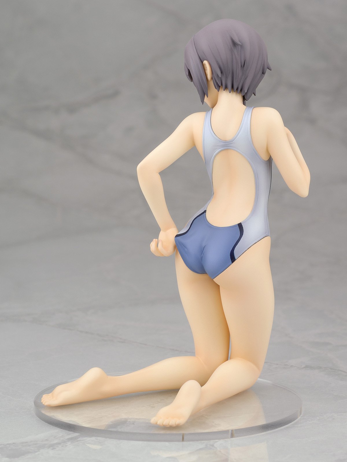 Amazon | アルター 涼宮ハルヒの憂鬱 長門有希 水着ver (1/8スケール