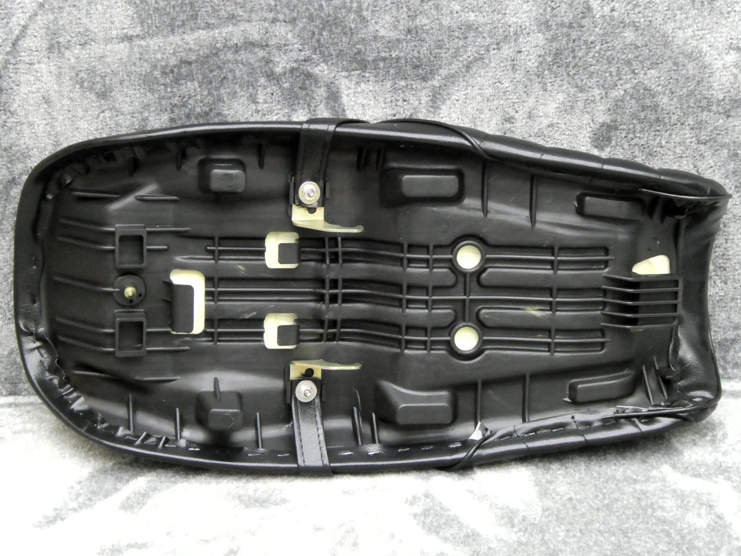 Amazon | タックロールシート 黒皮/ブラックレザー 完成品 (ジェイド