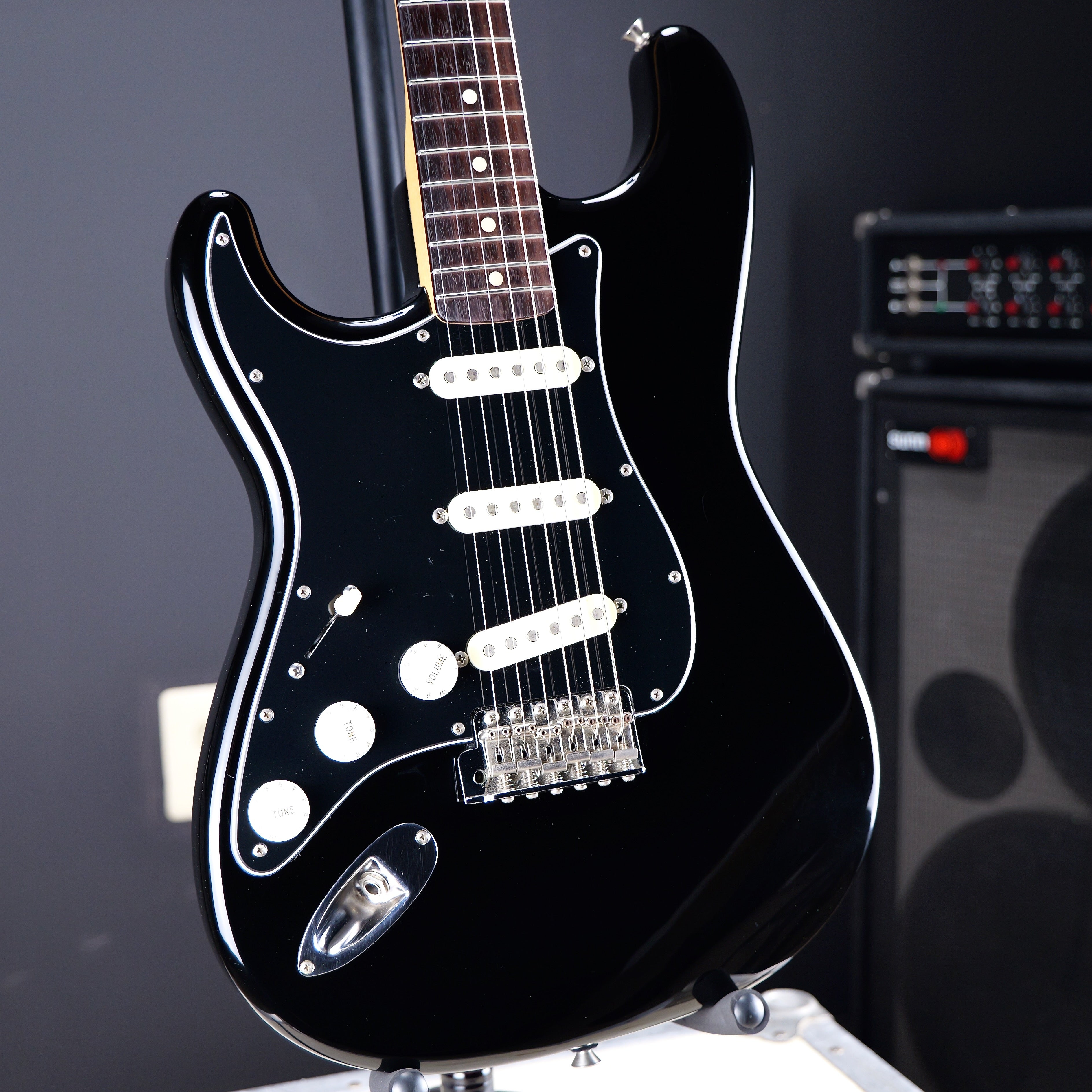 Fender MIJ Stratocaster Black Left Handed – Matt's Guitars