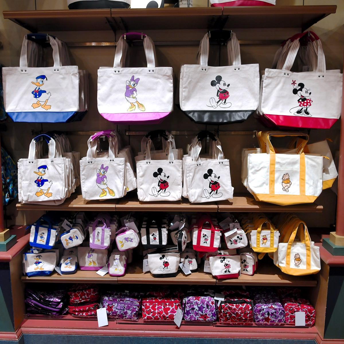 デイジーが仲間入り！東京ディズニーランド クラシックデザイン トート