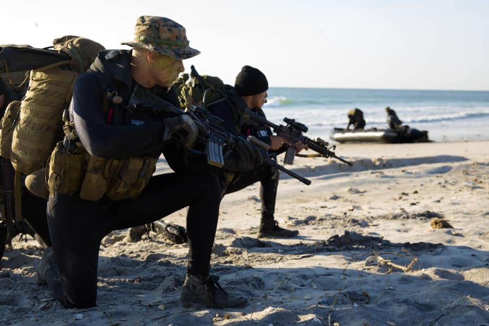 米海兵隊初の女性偵察兵（リーコン）が誕生か | ミリレポ｜ミリタリー